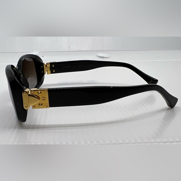 Louis Vuitton Soupcon PM Black Gold-Hinged Sunglasses - Picture 4 of 16
